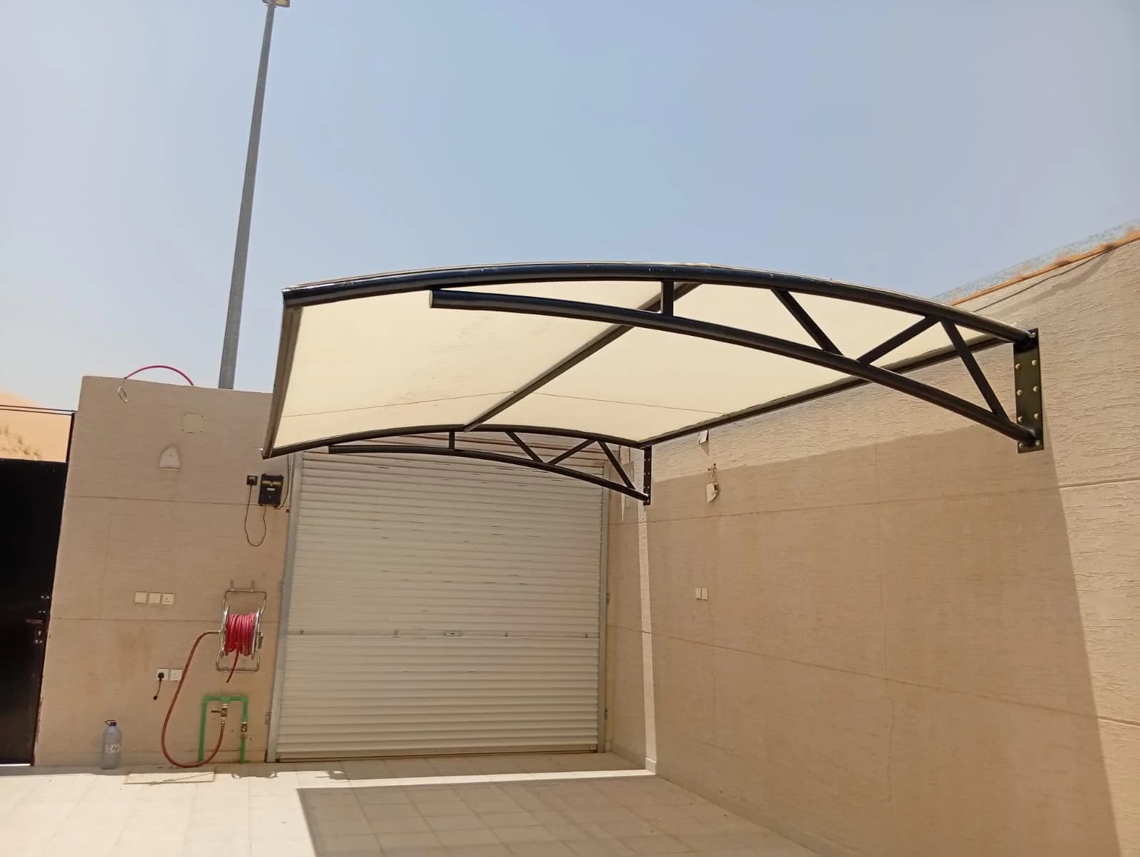 مظلات السيارات الداخلية